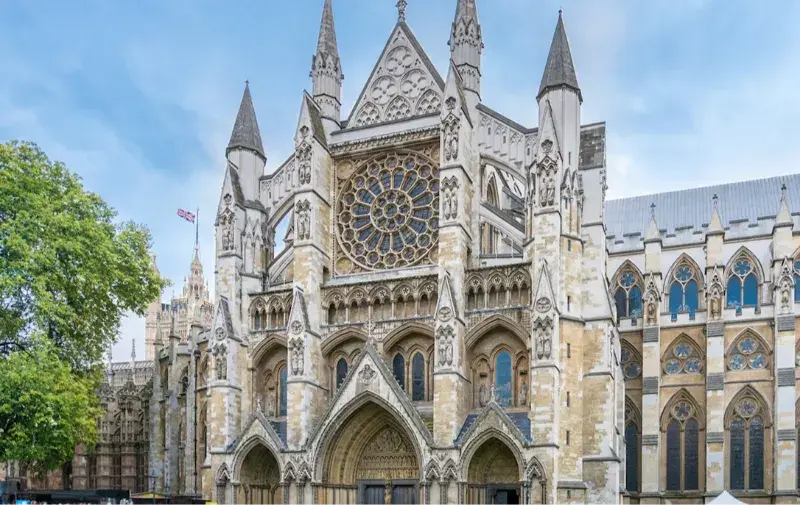 Solo Female Travel to London: Westminster Abbey