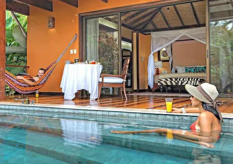 Is Costa Rica Safe for Solo Female Travelers: Accommodations Tips